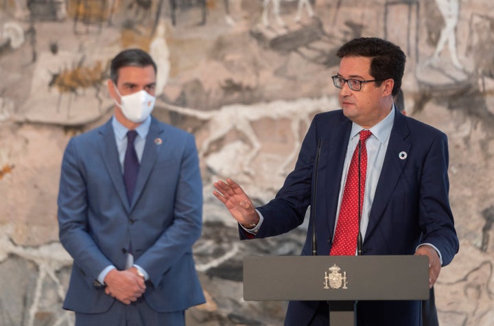 Pedro Sánchez y Óscar López