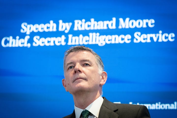 El jefe del M16, el servicio de inteligencia británico, Richard Moore, durante una conferencia en Londres, el pasado noviembre.