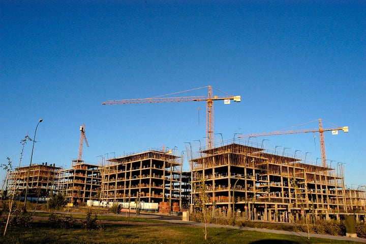 Construcción de edificios de apartamentos en Madrid