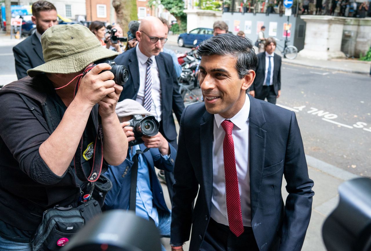 Rishi Sunak arrives for a hustings event with the Conservative Councillors' Association.