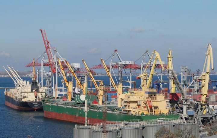 Cargo ships are docked in the Black sea port of Odessa, Ukraine, November 4, 2016. REUTERS/Valentyn Ogirenko