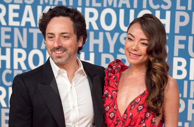 Le co-fondateur de Google Sergey Brin et Nicole Shanahan lors de la 6e cérémonie annuelle Breakthrough Prize au Ames Research Center de la NASA, en décembre 2017 à Mountain View, Californie.