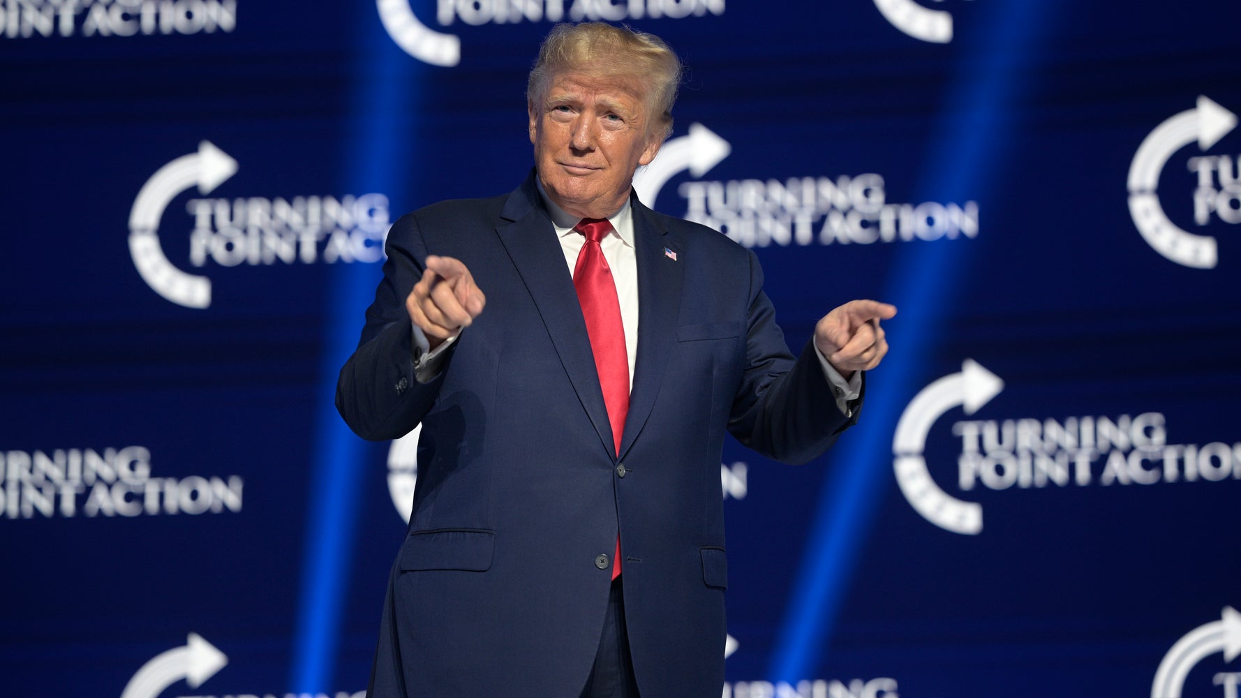 Trump V. DeSantis: Young Conservatives Debate GOP's Future - Vimarsana News