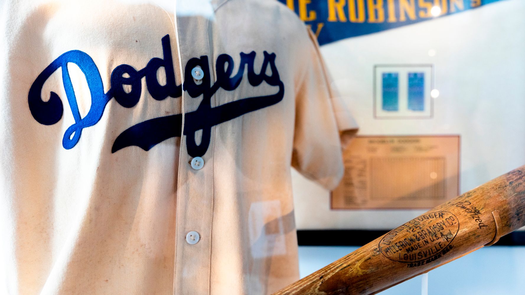 MLB honors Jackie Robinson Day and pays tribute to his barrier-breaking  career