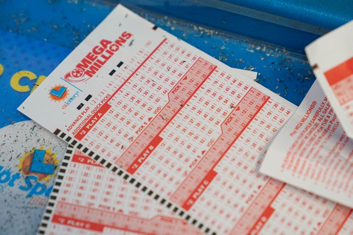 No one won last night's Mega Millions lottery so now the jackpot is over $1 billion.