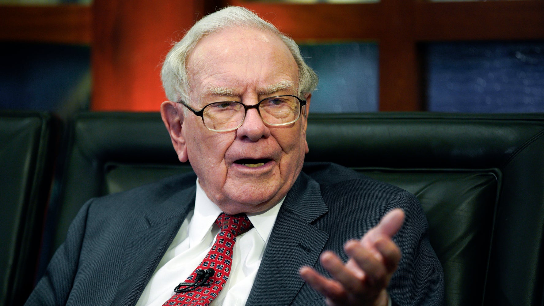 DOJ: Warren Buffett’s Mortgage Company Discriminated Against Black, Latino Homebuyers DOJ: Warren Buffett’s Mortgage Company Discriminated Against Black, Latino Homebuyers
