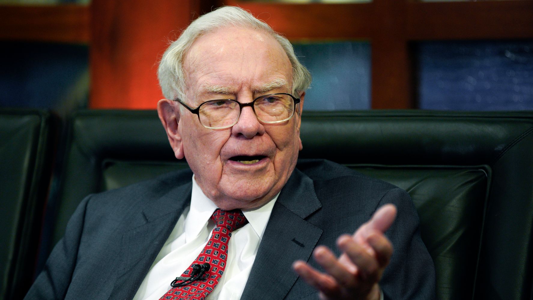 DOJ: Warren Buffett's Mortgage Company Discriminated Against Black, Latino Homeb..