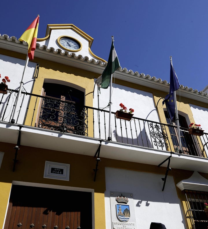 Fachada del Ayuntamiento de Estepona