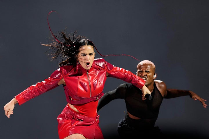 Rosalía durante el concierto de su gira Motomami World Tour en el Palau Sant Jordi, en Barcelona.