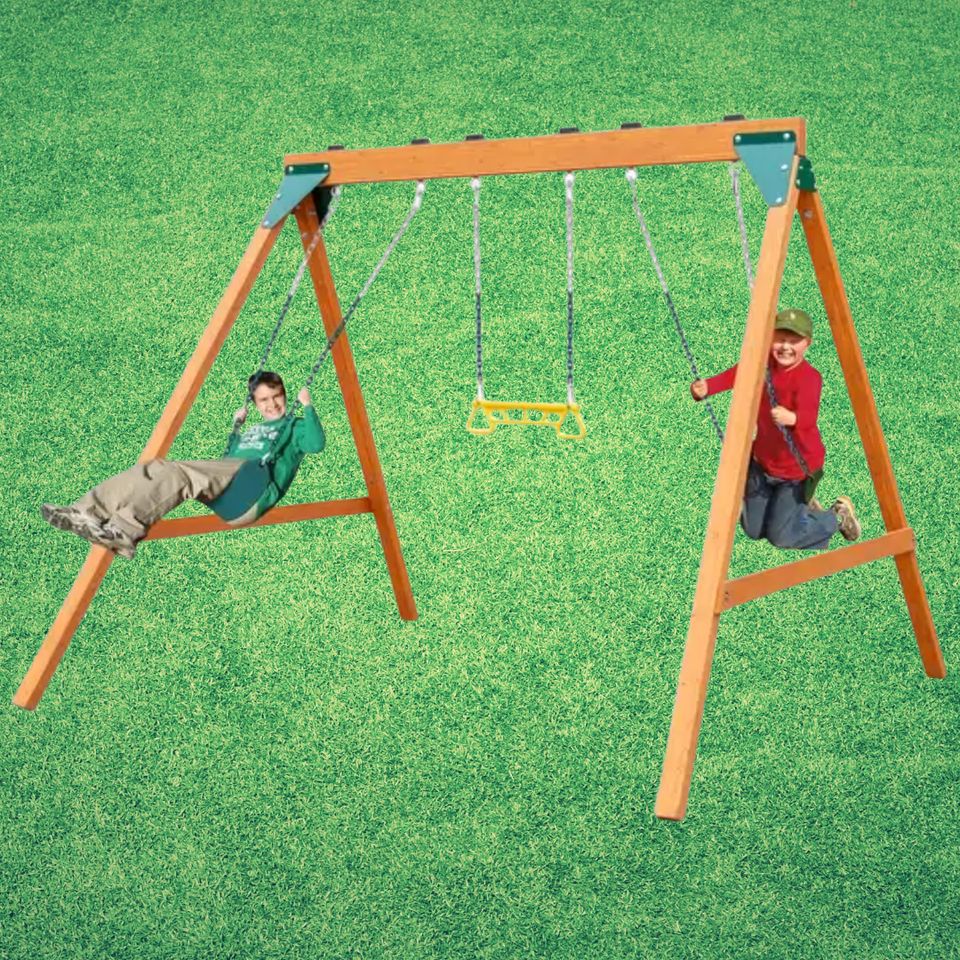 An easy-to-assemble play set