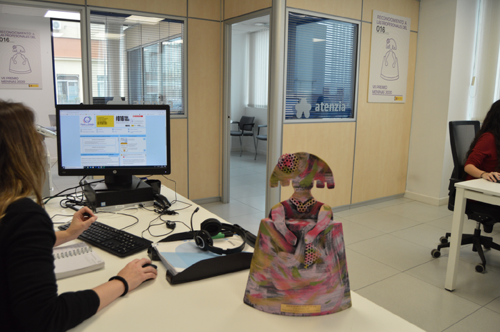 Oficina del 016 en Madrid.