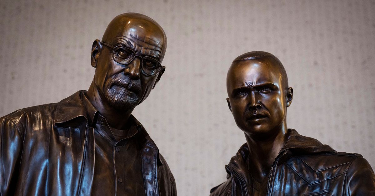 Albuquerque embraces Breaking Bad with funeral for Walter White, New  Mexico