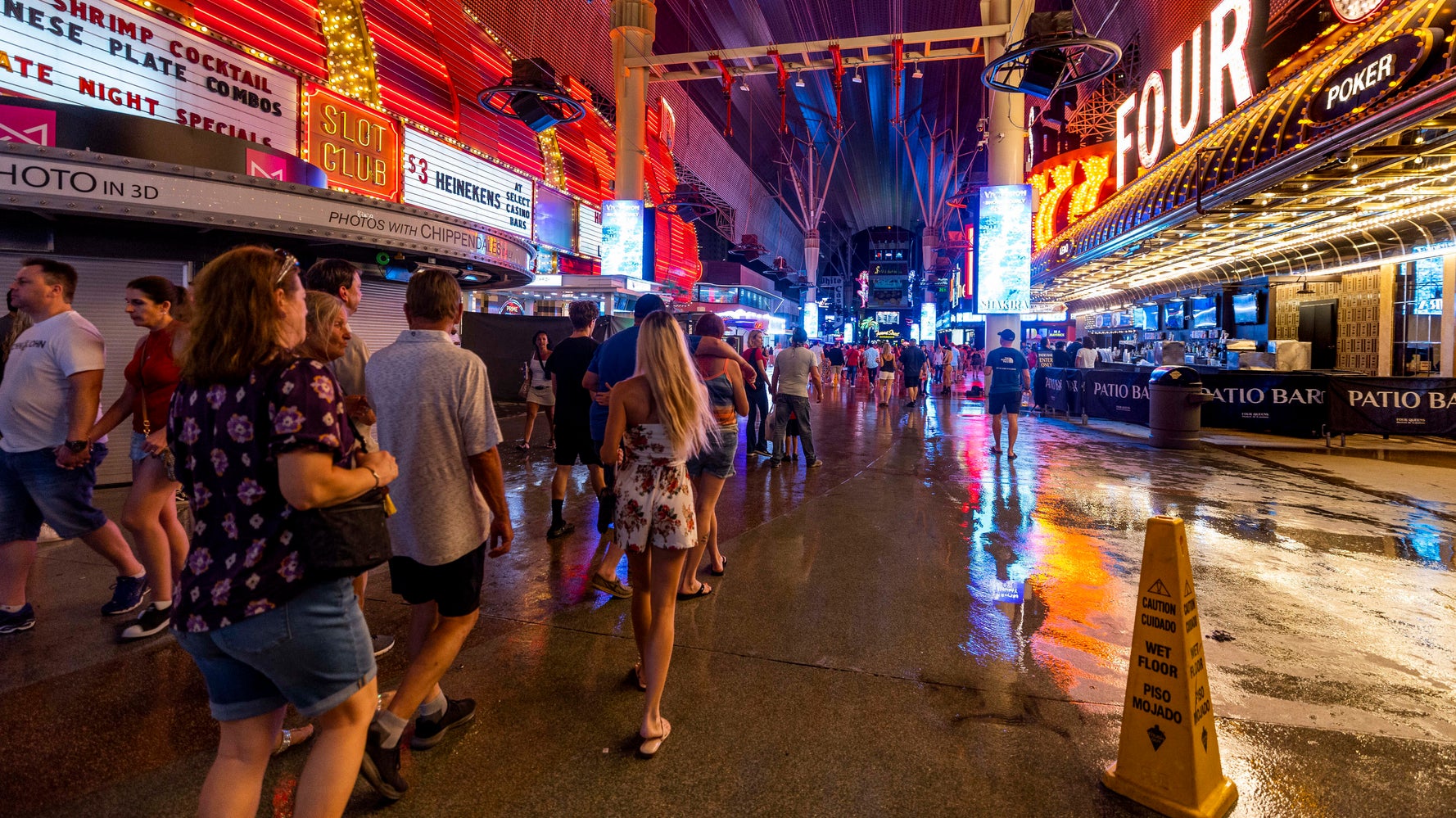 Rain Cascades From Vegas Casino Ceilings As Thunderstorms Flood Desert - Vimarsana News