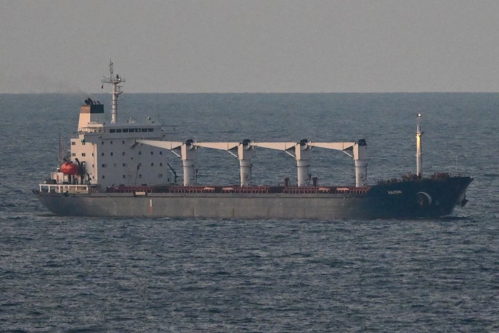 El Razoni surcando aguas del Mar Negro.