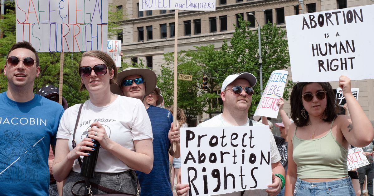 How An Amendment Backed By Anti-Abortion Groups Could Help Save ...