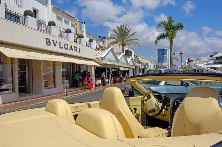 Tienda de lujo en Puerto Banús, Marbella, Málaga.