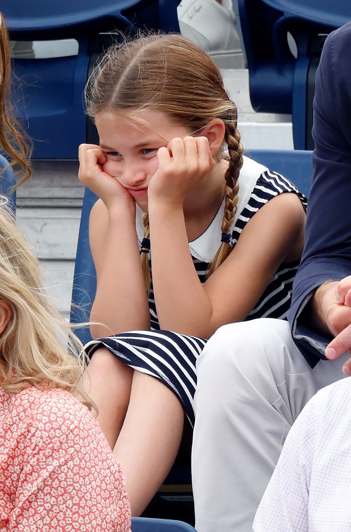 女子ホッケーの試合を観戦するシャーロット王女（8月2日イギリス・バーミンガムで撮影）