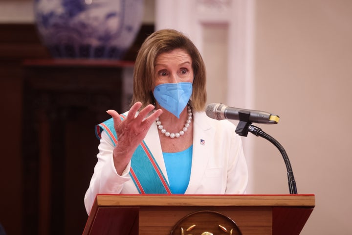 La presidenta de la Cámara de Representantes de EEUU, Nancy Pelosi, en su visita a Taiwán.