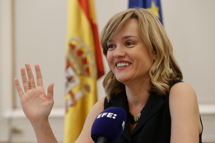 La ministra de Educación y nueva portavoz del PSOE, Pilar Alegría, durante la entrevista con EFE.