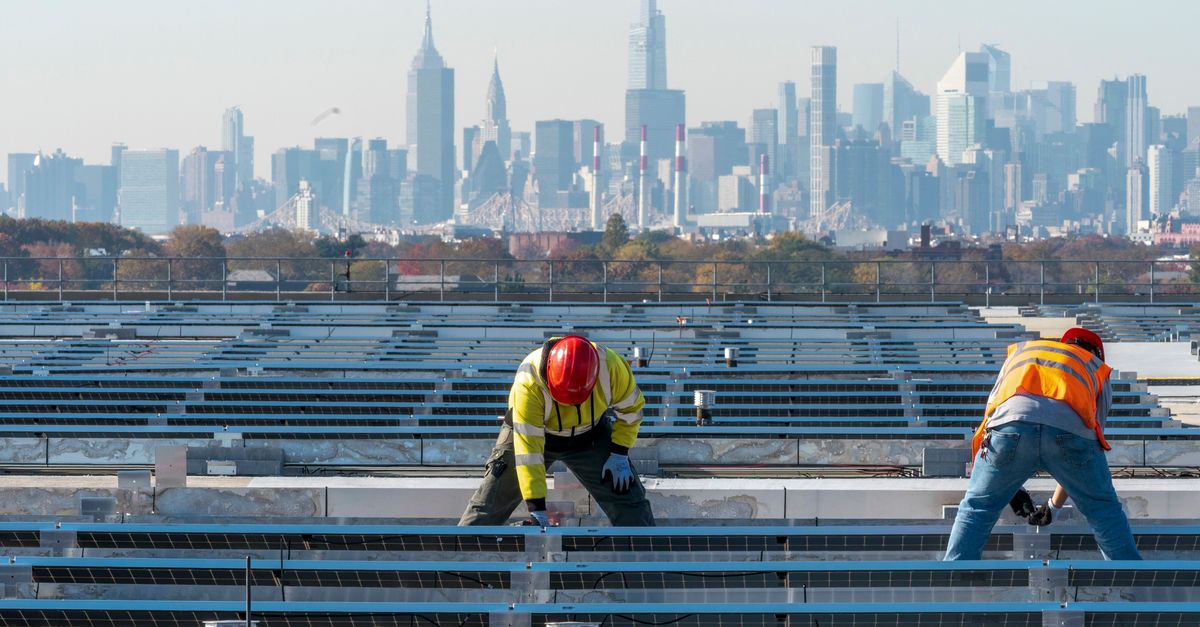 Democrats’ Climate Deal Puts U.S. Emissions Goals In Reach, 3 Separate Studies Show