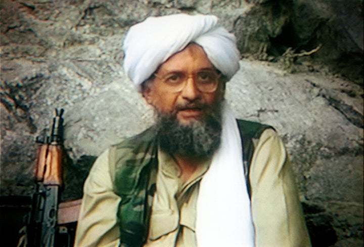 Ayman Al Zawahiri, en una imagen sin datar, difundida por los medios de propaganda de Al Qaeda.