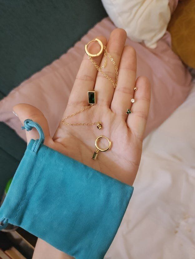 This set of deceptively cheap earrings