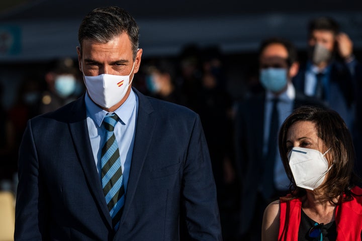 Pedro Sánchez y Margarita Robles.