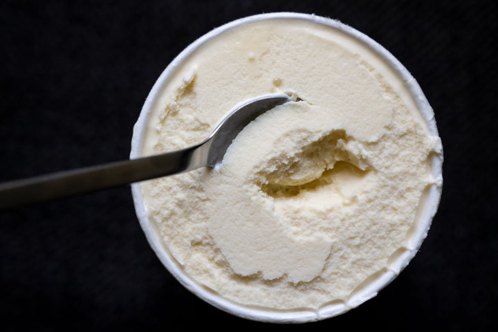 Helado de vainilla.