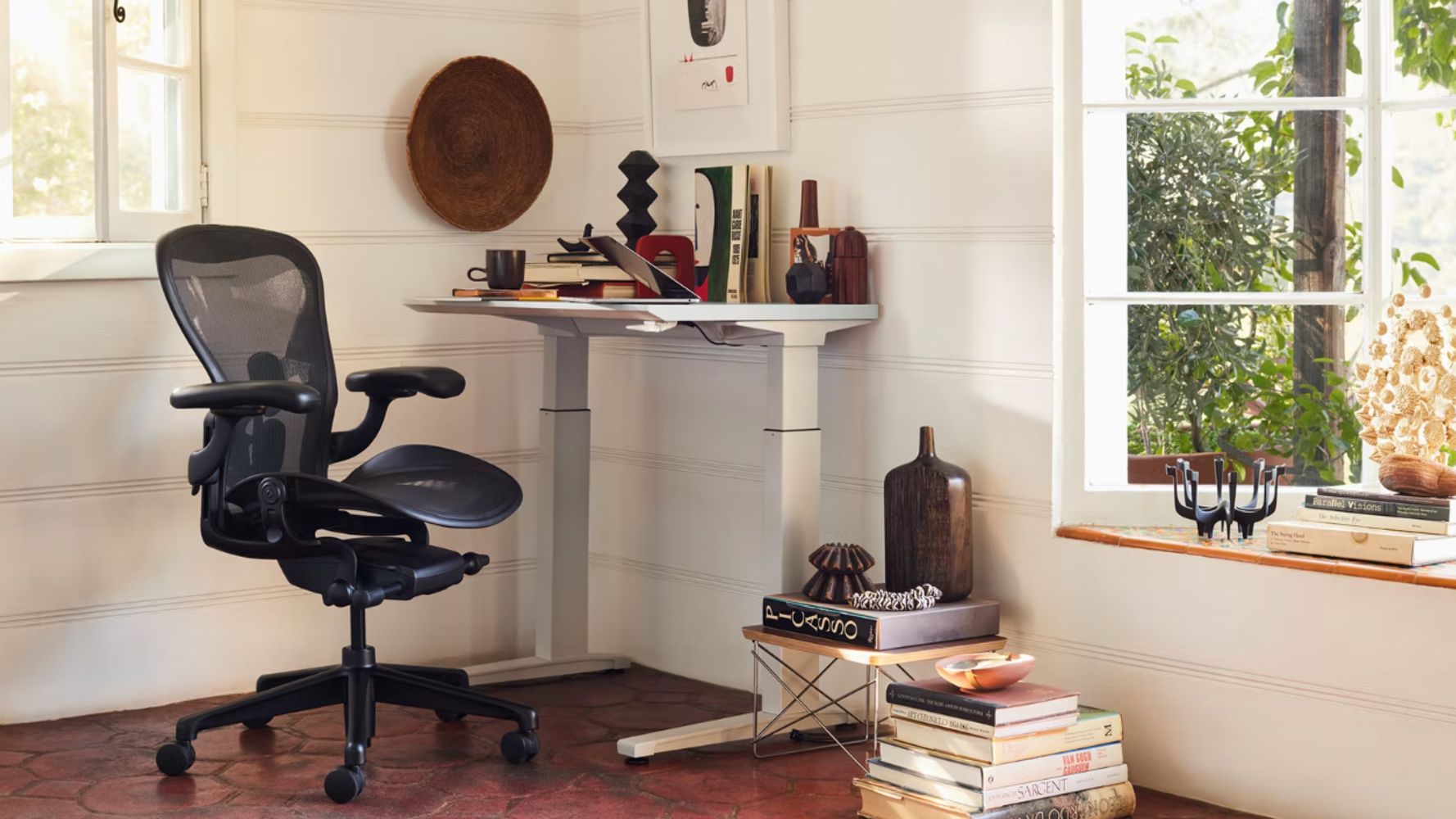 Everything You Need to Know Before Buying an Ergonomic Office Chair
