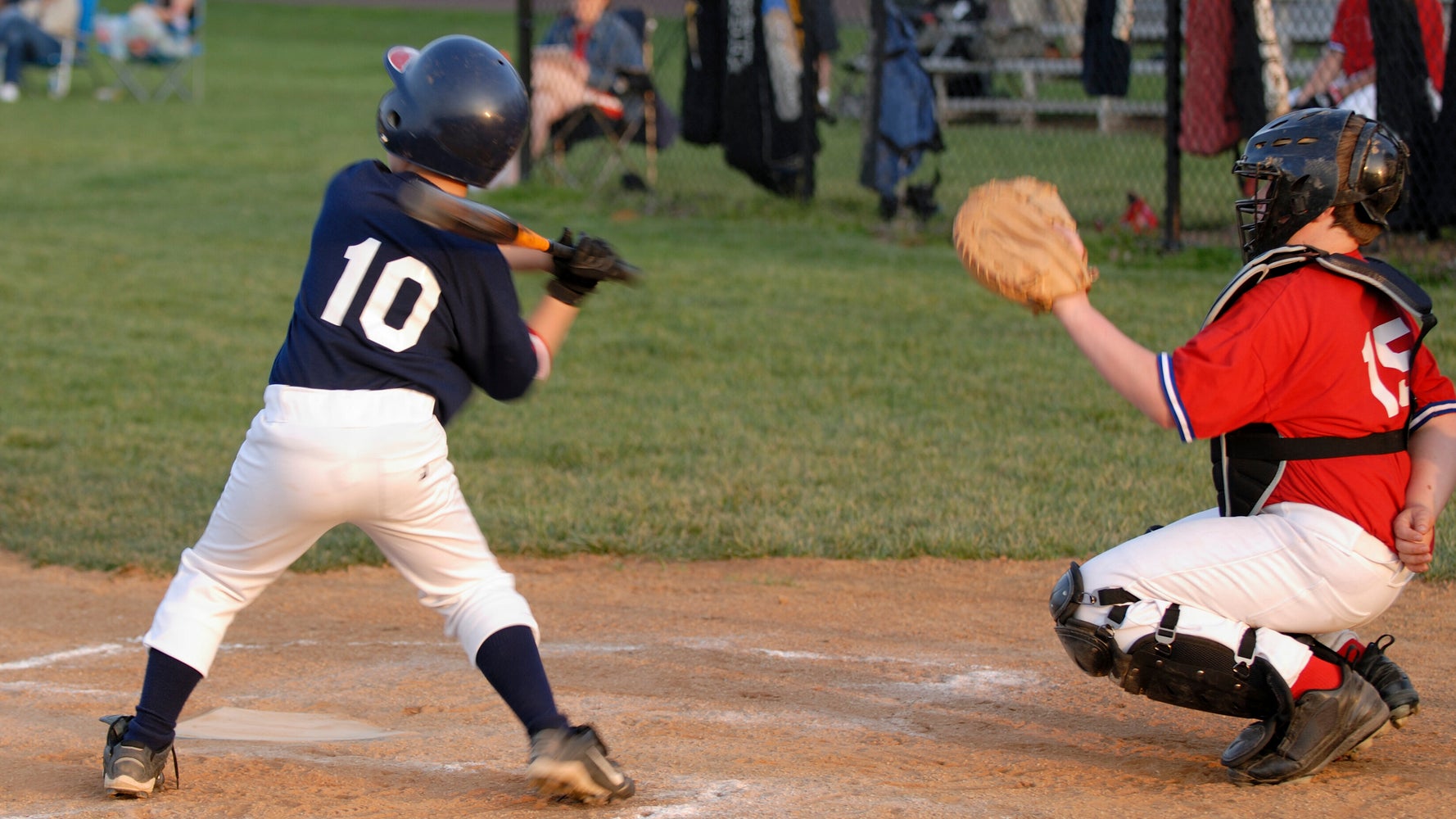 死球で頭部を打った少年が 涙ぐむピッチャーに見せた神対応が胸を打つ 真のスポーツマンシップ 動画 ハフポスト World 死球で頭部を打った少年が 涙ぐむピッチャーに見せた神対応が胸を打つ 真のスポーツマンシップ 動画 ハフポスト World