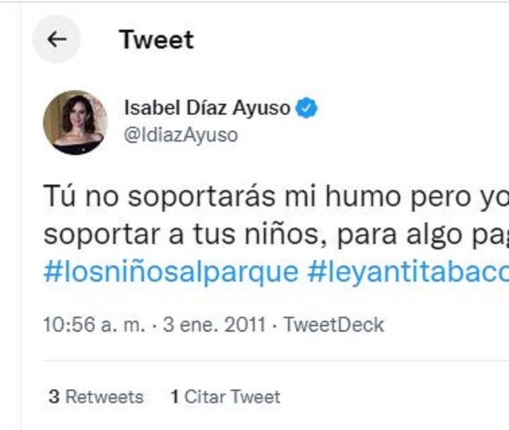 Uno de los tuits de Ayuso sobre la ley anti-tabaco.