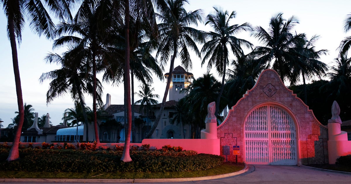 Trump demande “respectueusement” au FBI de restituer les documents saisis à Mar-A-Lago