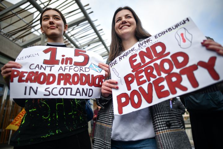 「生理の貧困」対策を求めるスコットランドのデモの参加者たち（撮影＝2020年2月25日）