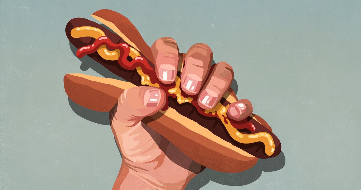 Nutritionists Recommend A Limit For Hot Dogs, And It Might Shock You