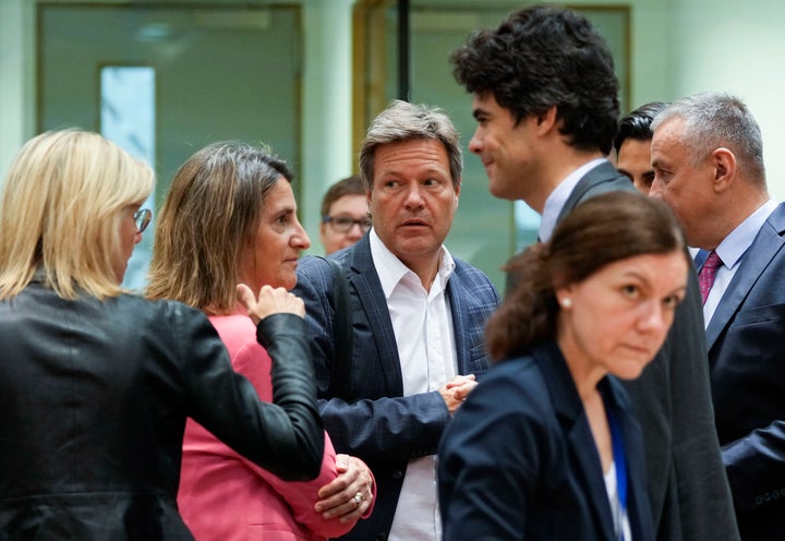 De izquierda a derecha, los responsables de Energía de Francia, Agnes Pannier-Runacher; España, Teresa Ribera, y Alemania, Robert Habeck, reunidos en Bruselas el pasado 26 de julio.
