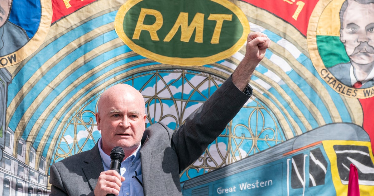 'The Working Class Is Back And We Refuse To Be Poor Anymore' – Mick Lynch Tells Crowd - Vimarsana News