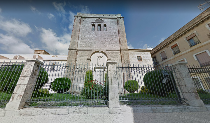 Fachada principal de la Parroquia de la Encarnación, Motril.