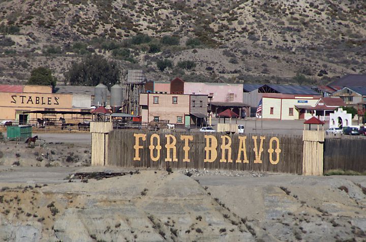 Entrada a Fort Bravo, una de las zonas que componen Oasys Hollywood.