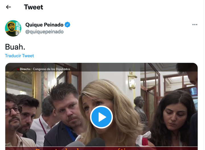 Tuit de Quique Peinado con el momento de Yolanda Díaz.