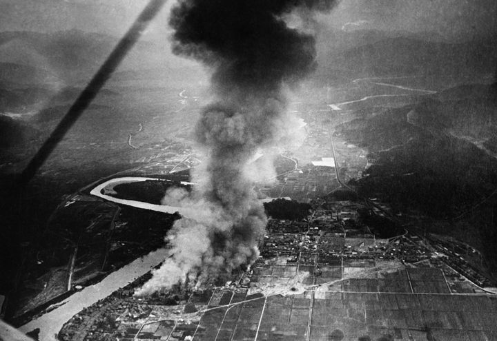 飛行機から見た関東大震災で壊滅的な被害を受けた東京の焼け野原