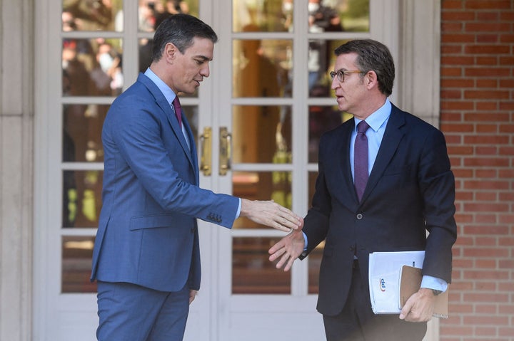 Pedro Sánchez y Alberto Núñez Feijóo, el pasado abril en Moncloa.