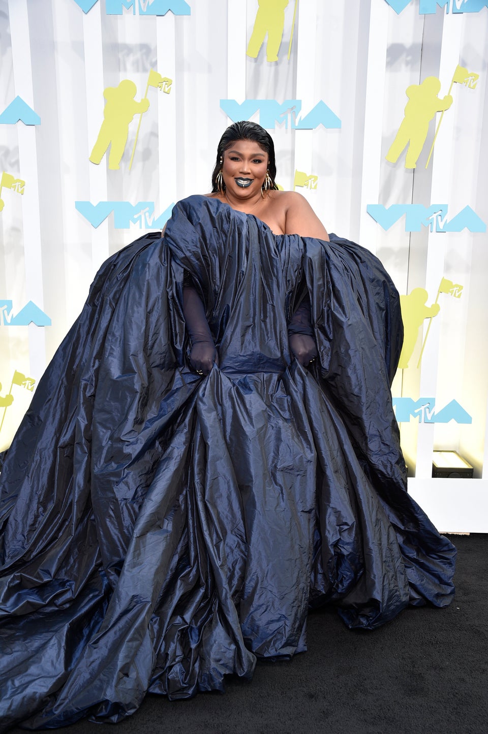 Lizzo addresses body-shaming comments, tells fans to vote for change in  VMAs speech - ABC News