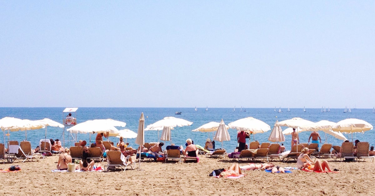 The Rudest Things You Can Do At The Beach