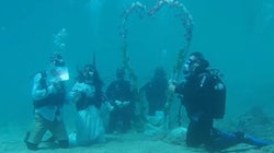 Ο πρώτος υποβρύχιος γάμος στη μαγευτική Αλόννησο είναι