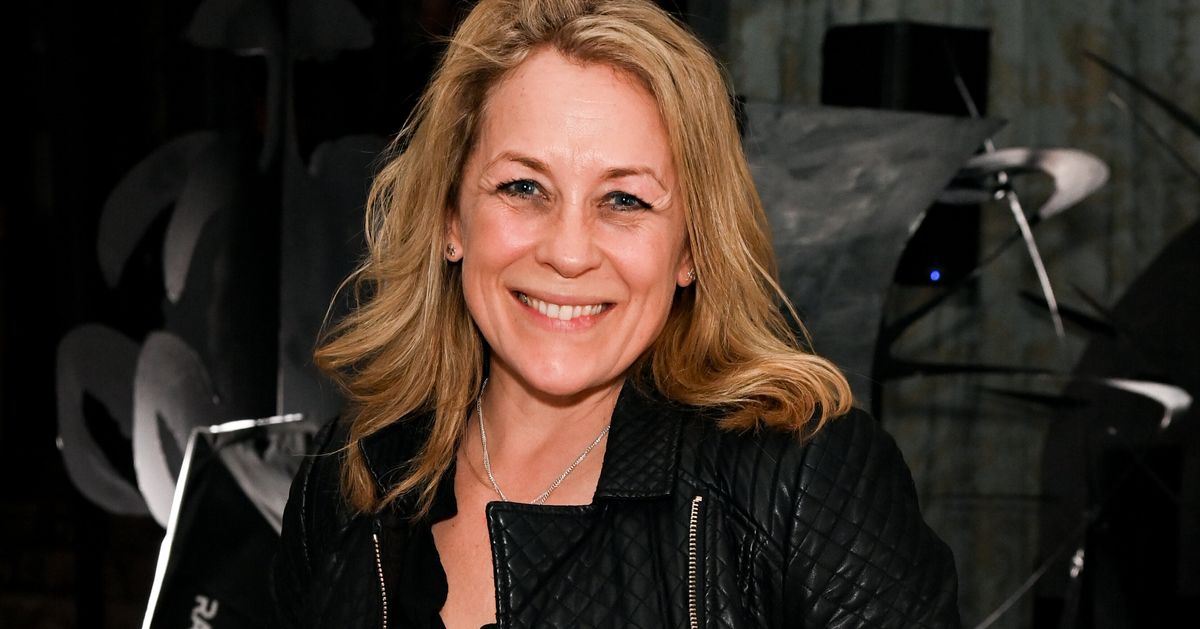 Sarah Beeny Reveals She Has Breast Cancer Huffpost