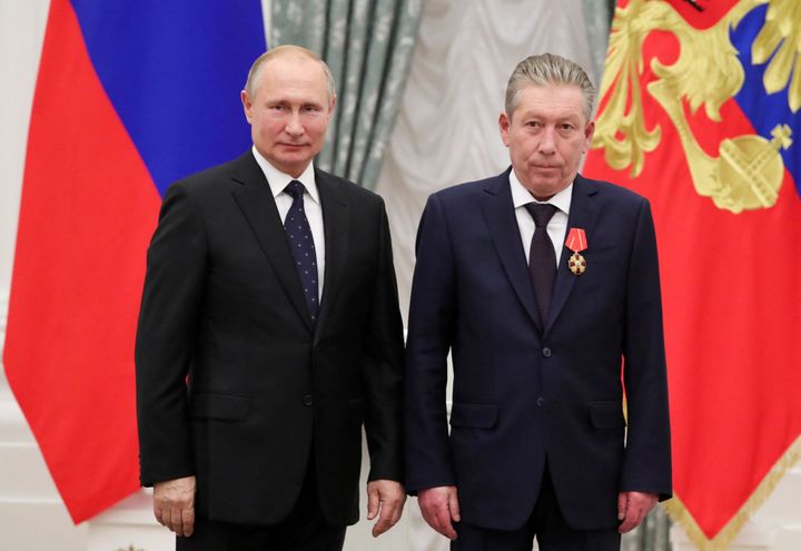 Ravil Maganov (right) was the fourth Russian energy official to die suspiciously in recent months. He's seen here with Russian President Vladimir Putin in 2019, when Maganov was awarded the Order of Alexander Nevsky at the Kremlin.
