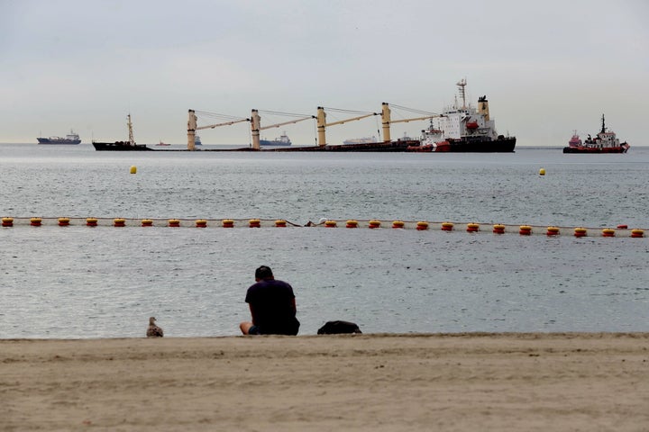El buque varado en Gibraltar.