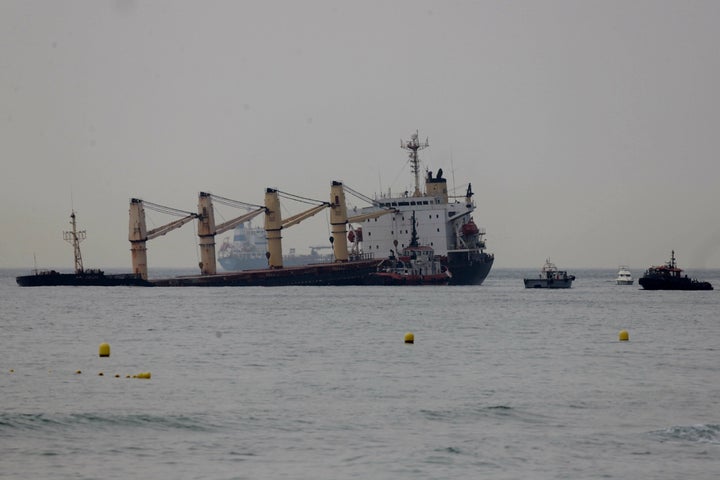 El buque varado en Gibraltar.
