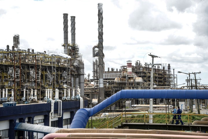 Planta petrolífera.