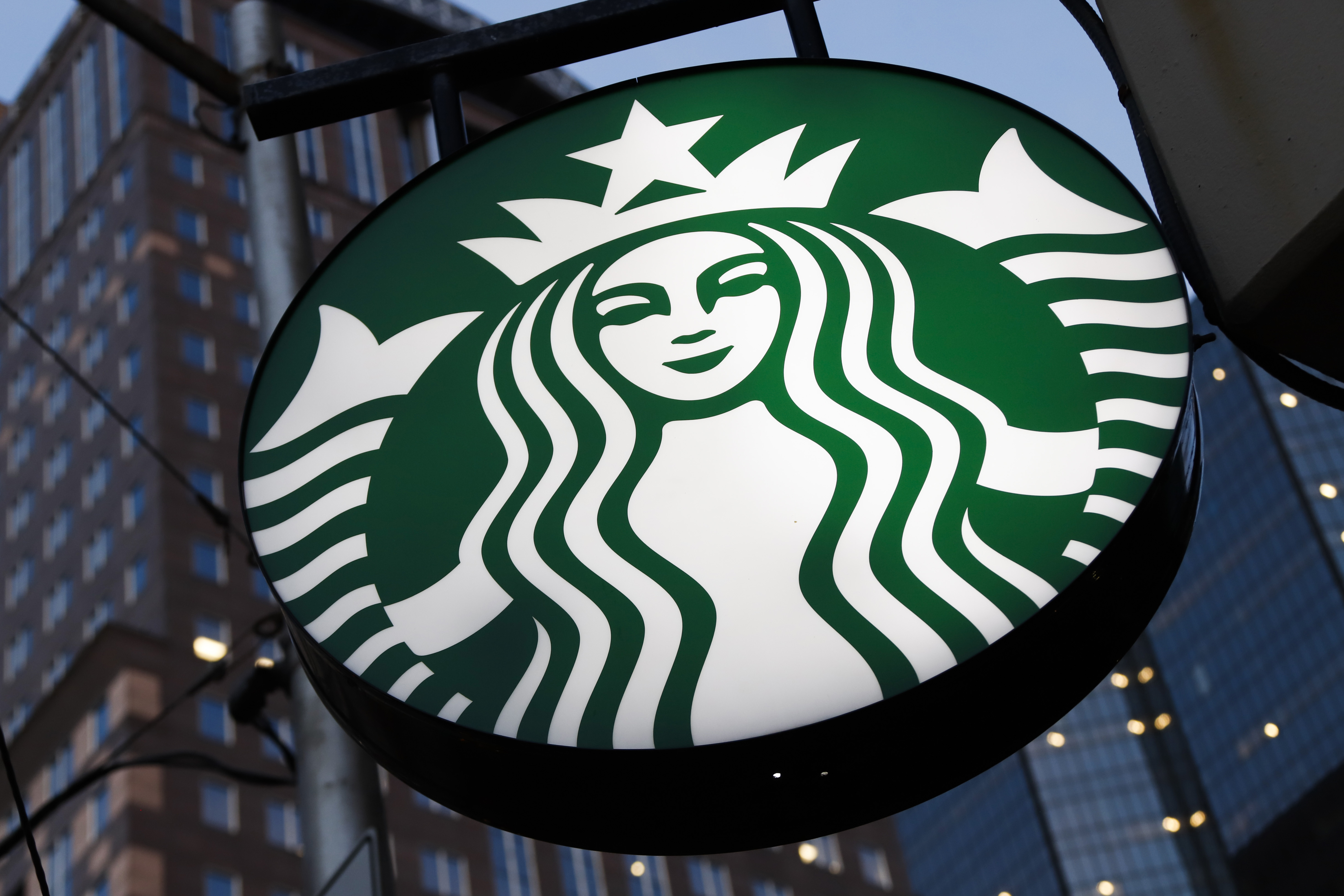 Starbucks nomme l’ancien dirigeant de PepsiCo au poste de PDG